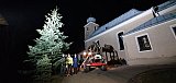 Christbaum vor Kirche aufstellen 2022