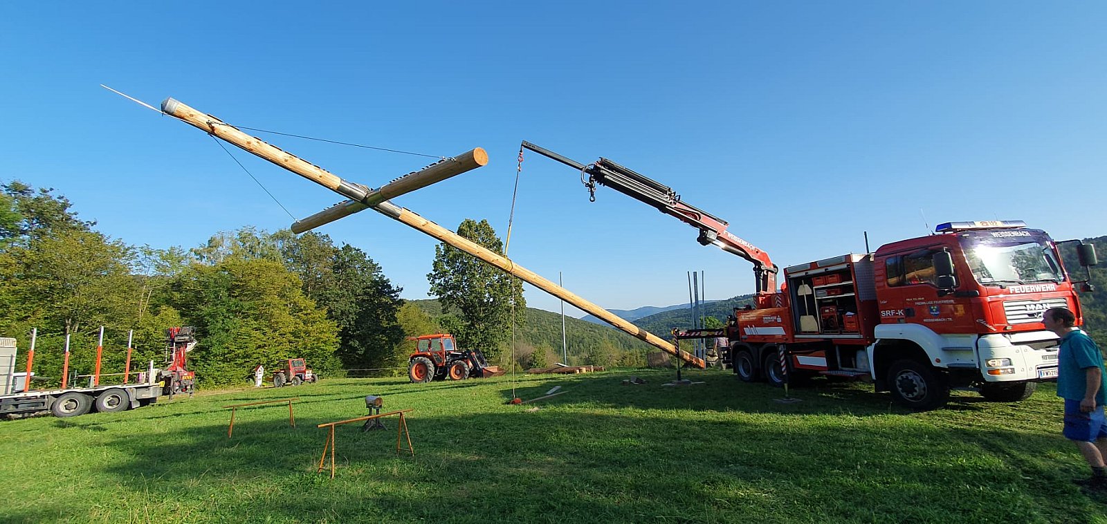 Wiederaufstellung des Friedenskreuzes
