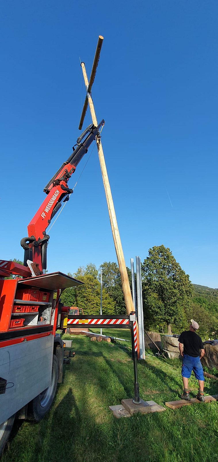 Wiederaufstellung des Friedenskreuzes
