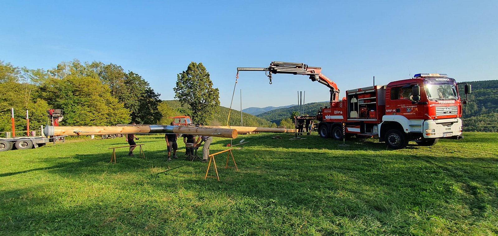 Wiederaufstellung des Friedenskreuzes
