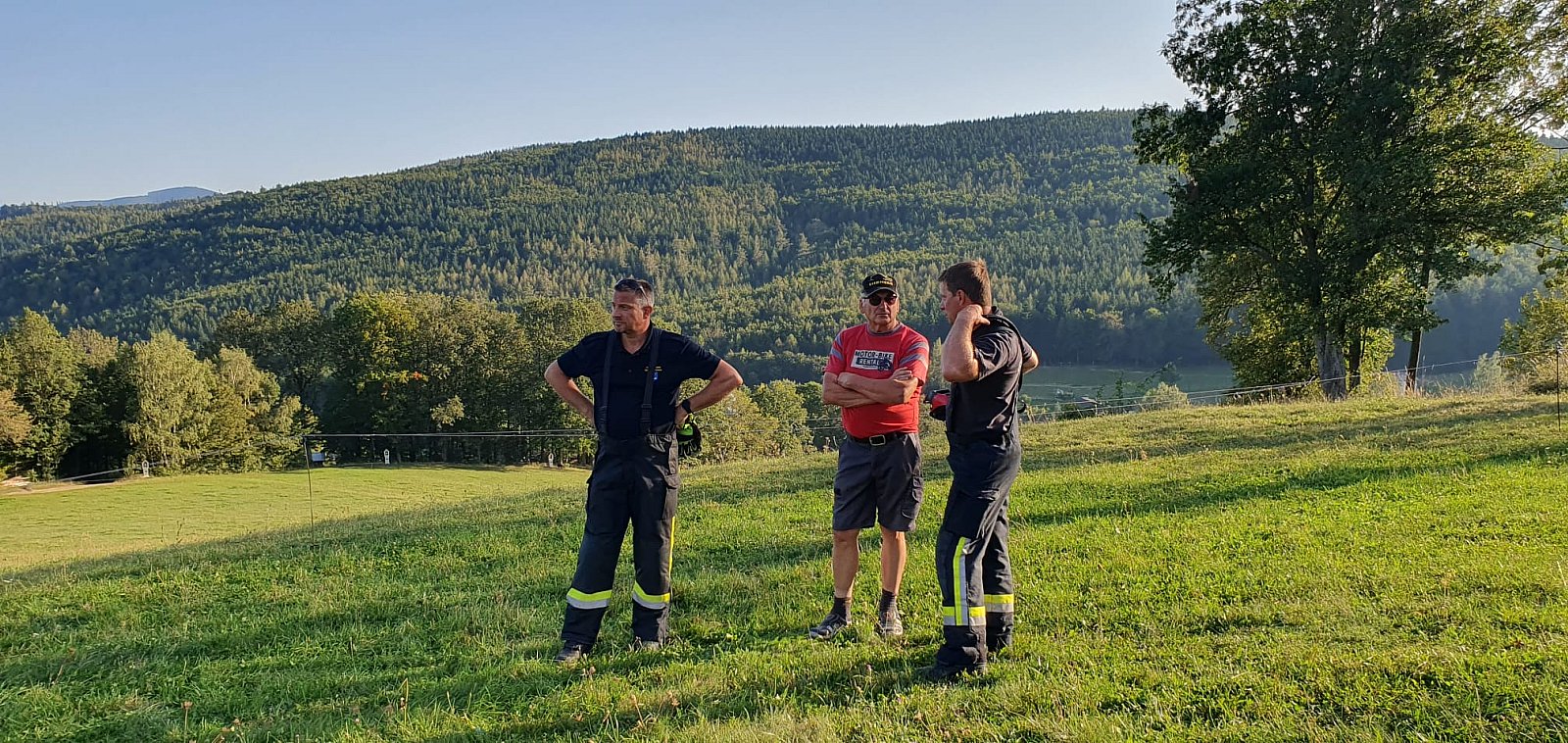 Wiederaufstellung des Friedenskreuzes
