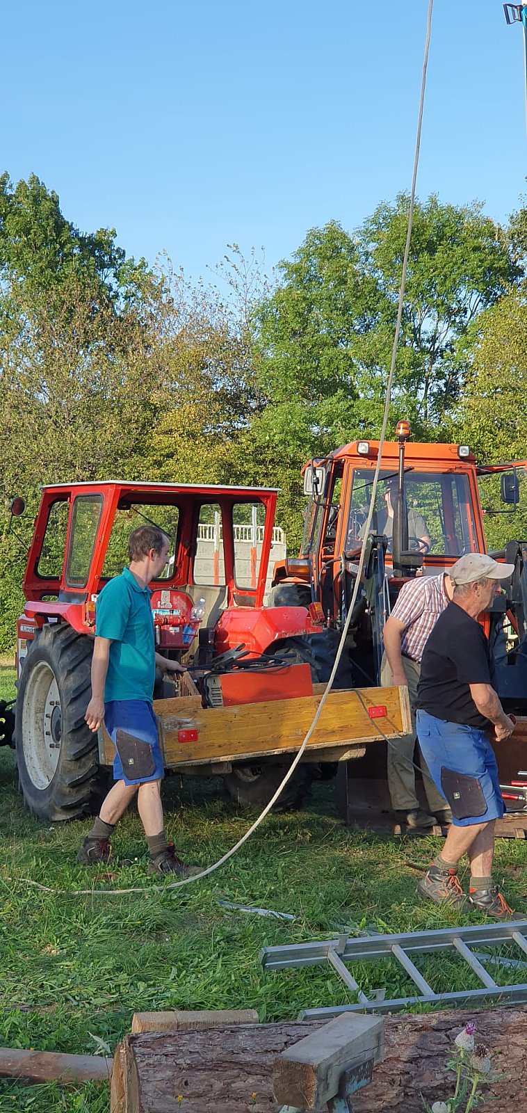 Wiederaufstellung des Friedenskreuzes